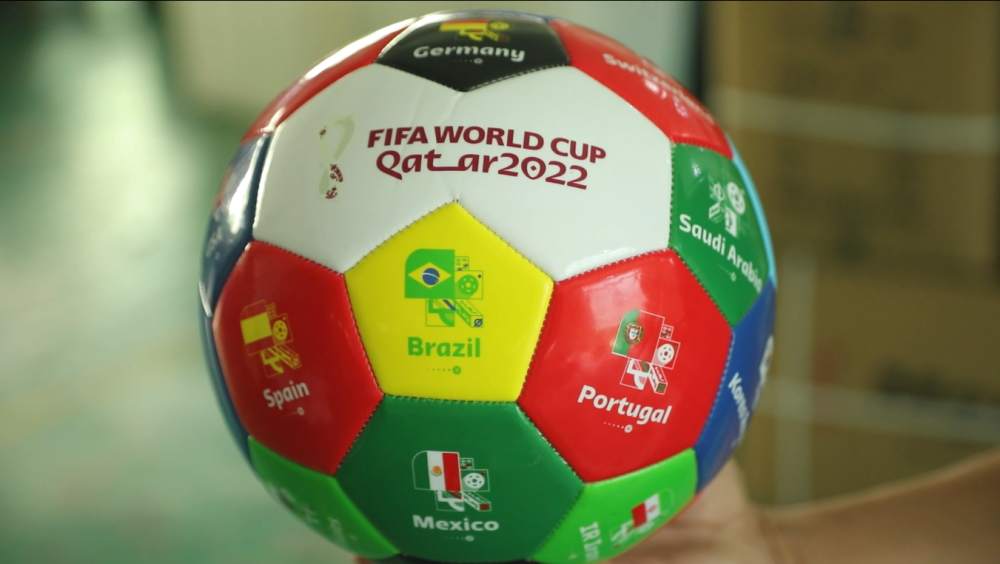 而中场核心 而中场核心