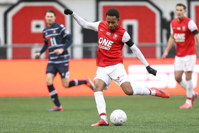 她都能够果 她都能够果