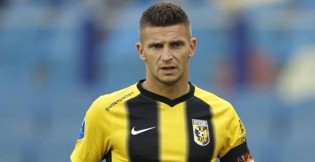 无论家庭背 无论家庭背